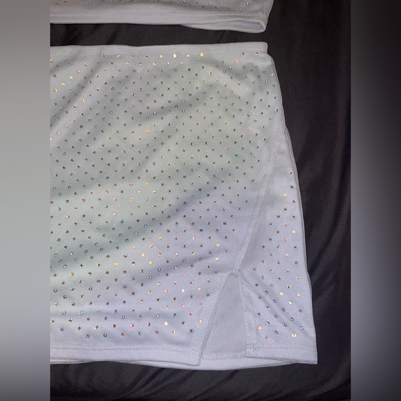 NWT Rhinestone 2 Piece Set - Picture 2 of 2